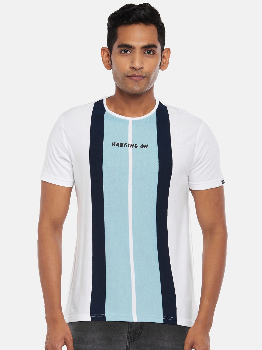 

People Men White Striped Applique Slim Fit T-shirt
