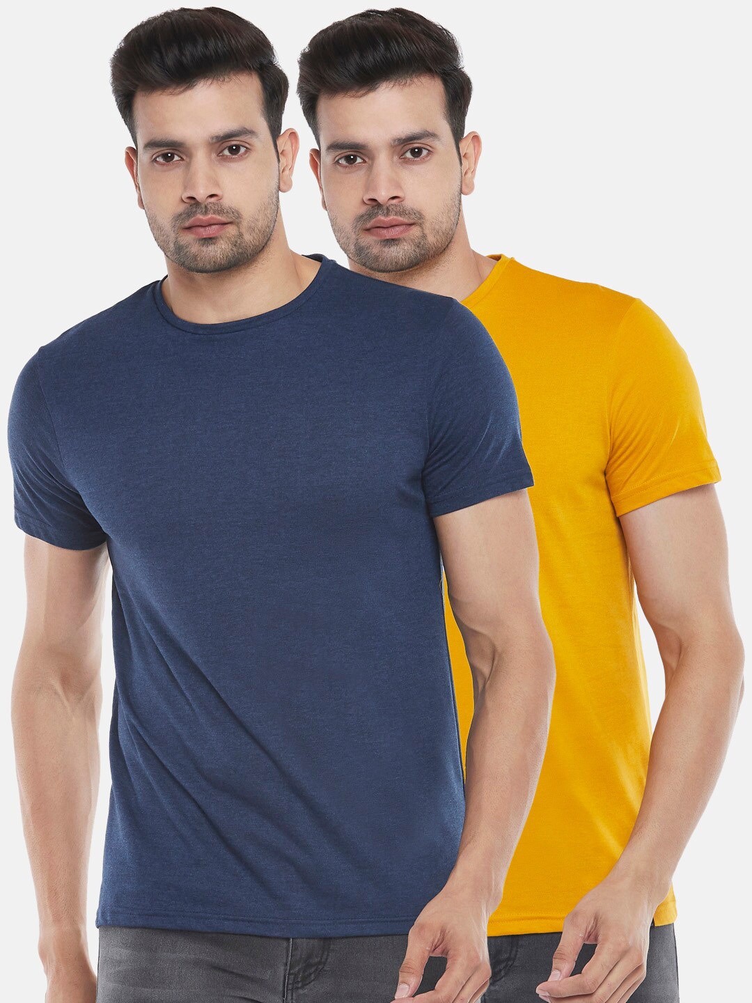 

People Men Navy Blue & Mustard Yellow 2 Slim Fit T-shirt