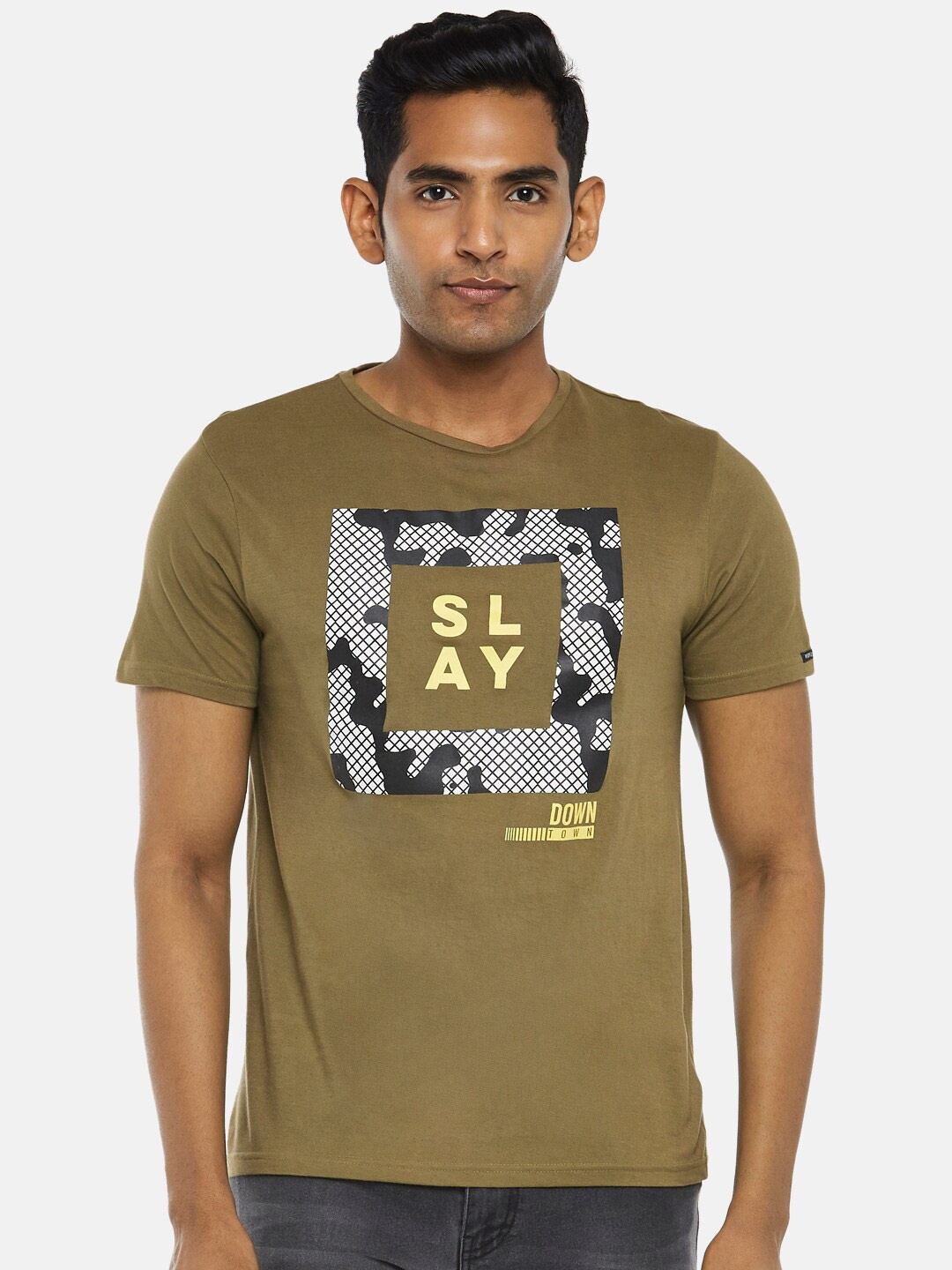 

People Men Olive Green Printed Slim Fit T-shirt