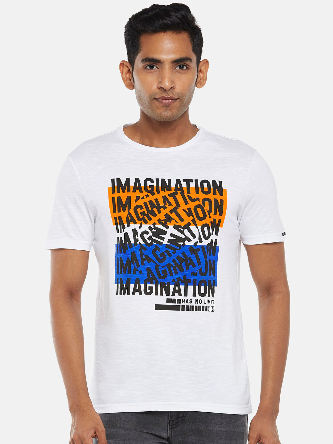 

People Men Off White Printed Applique Slim Fit T-shirt