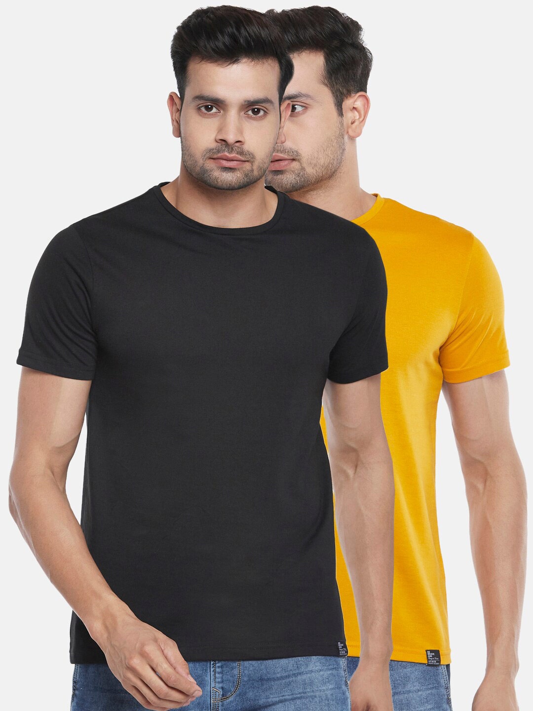 

People Men Black & Mustard Yellow 2 Slim Fit T-shirt