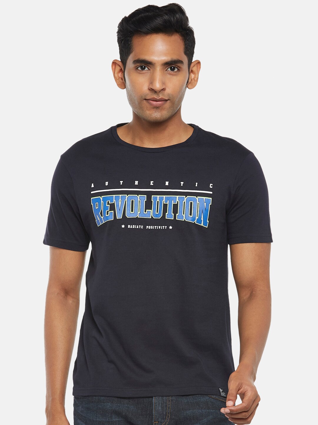 

People Men Navy Blue Typography Printed Slim Fit T-shirt