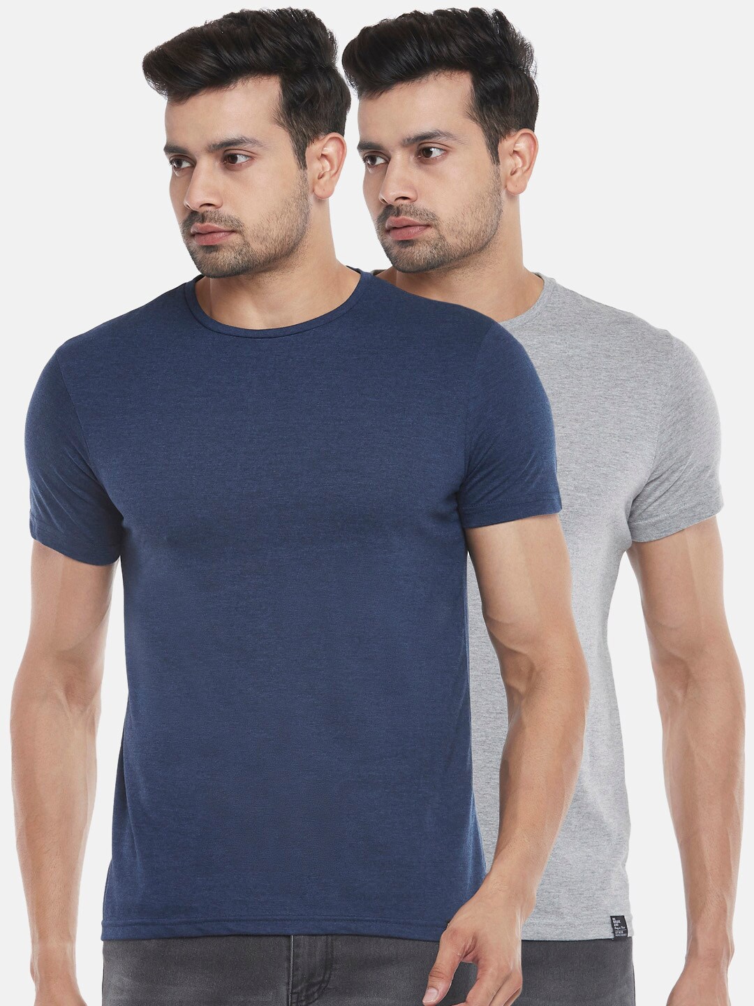 

People Men Set Of 2 Grey Melange & Navy Blue Slim Fit Solid T-shirt
