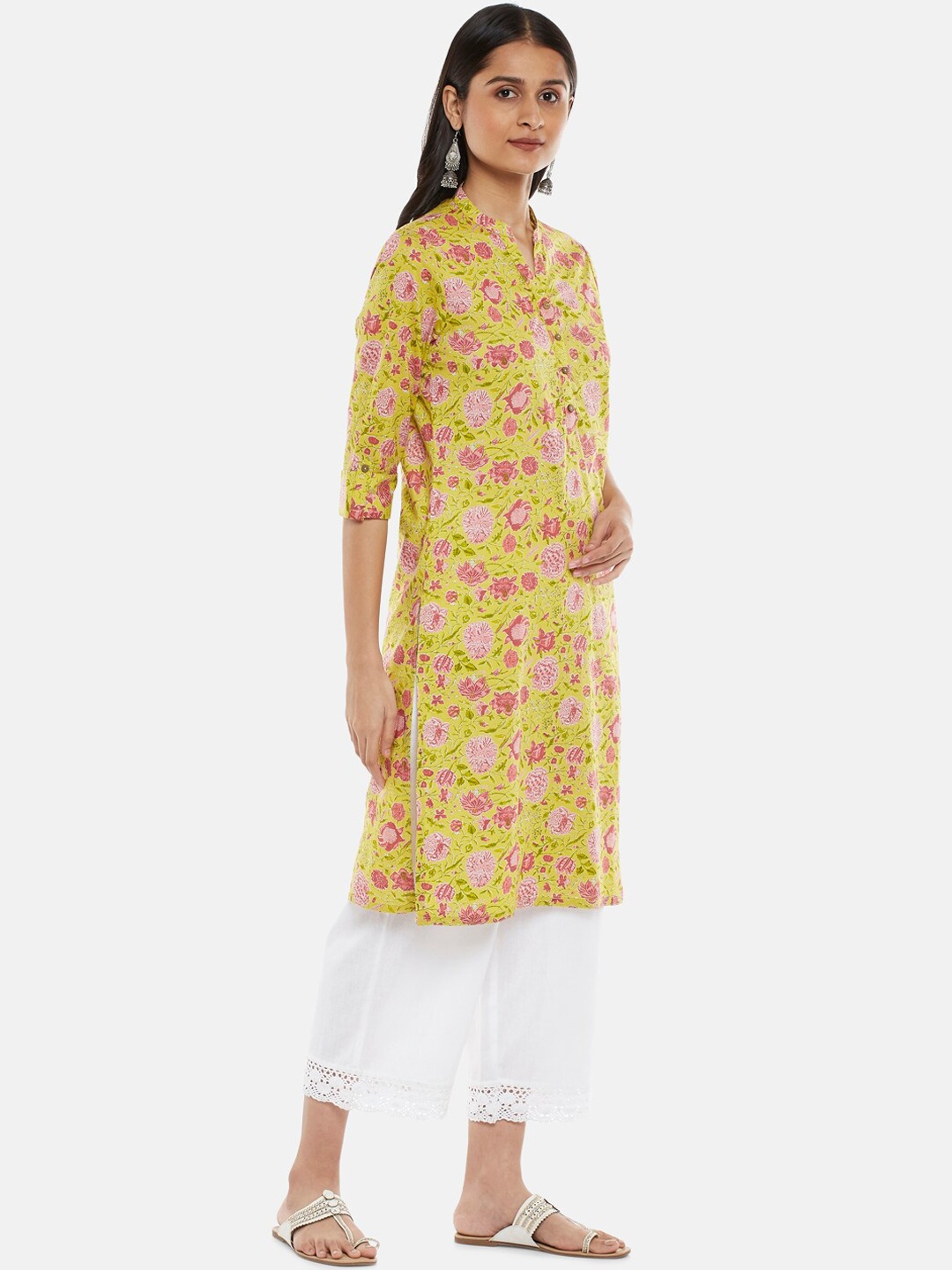 

RANGMANCH BY PANTALOONS Women Mustard Yellow Floral Printed Keyhole Neck Thread Work Kurta