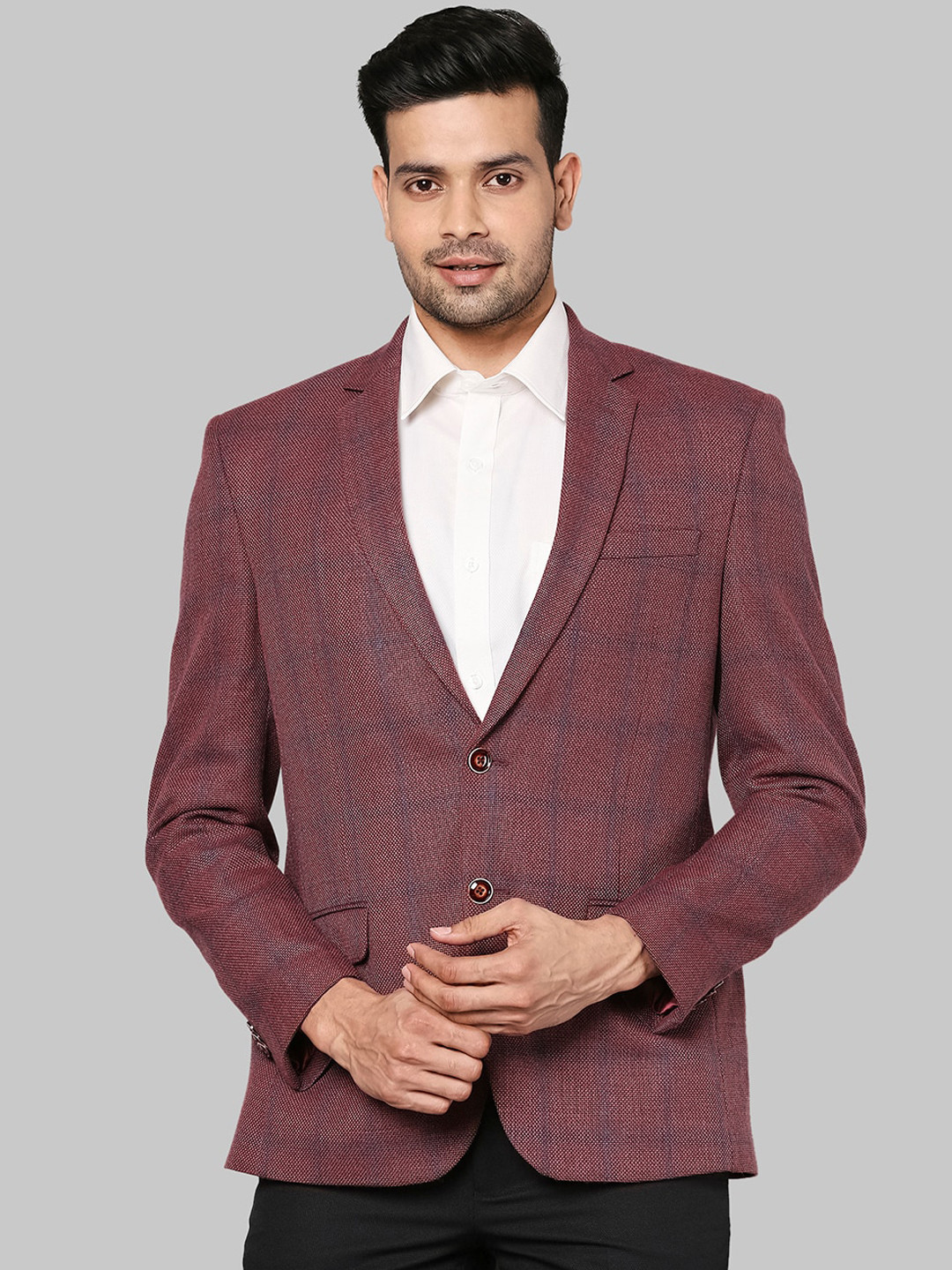 

Park Avenue Men Dark Maroon Micro Ditsy Blazers