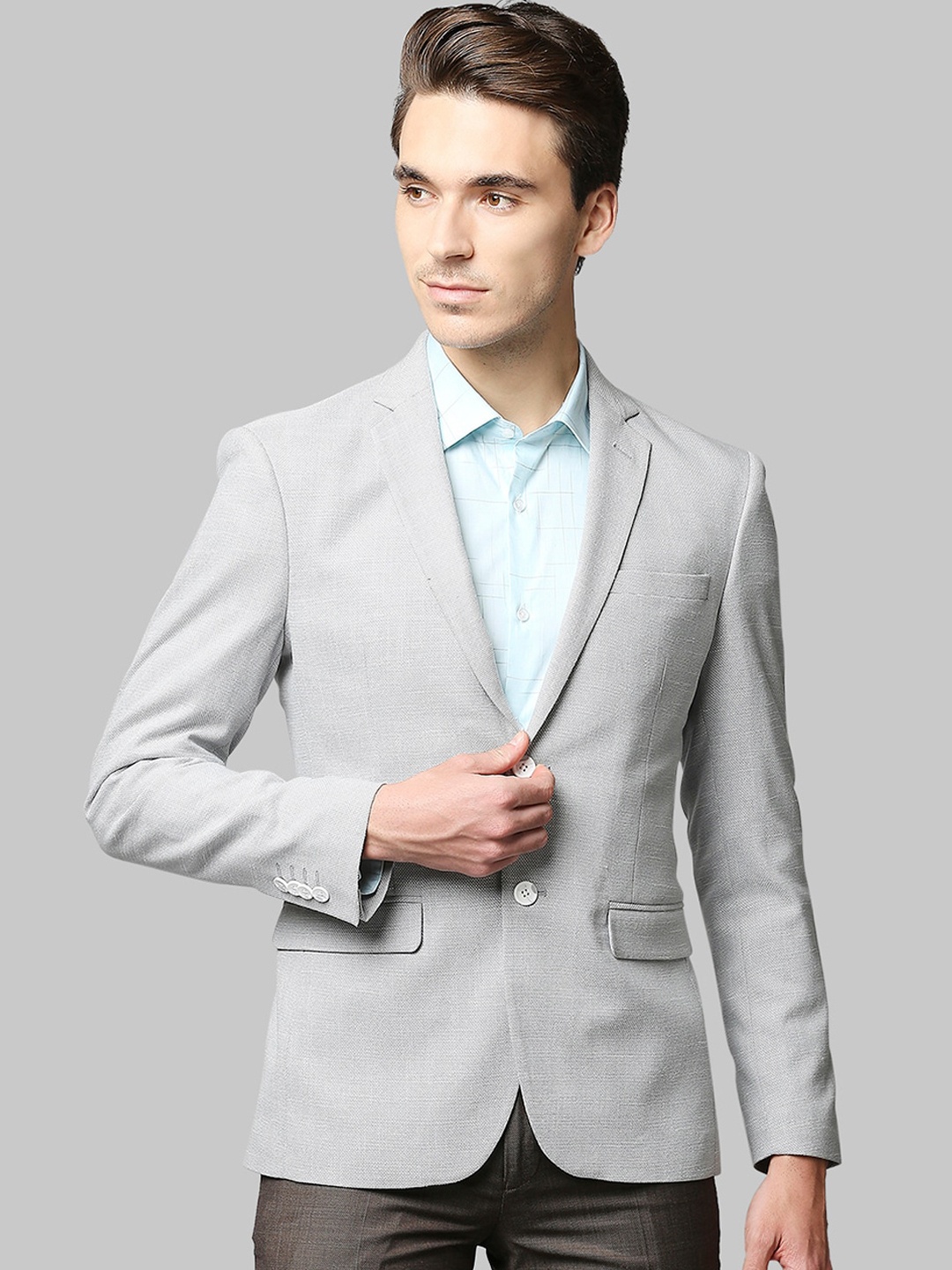 

Park Avenue Men's Grey Solid Single Breasted Blazers