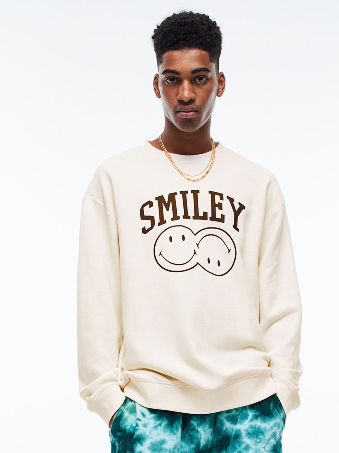 

H&M Men Off White Relaxed Fit Printed Sweatshirt