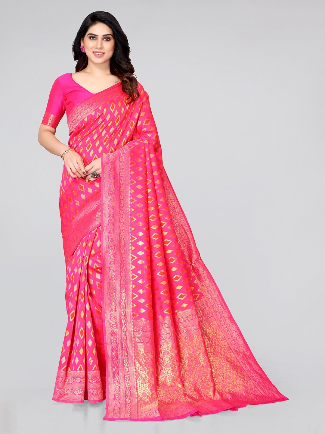 

MIRCHI FASHION Pink & Gold-Toned Floral Zari Silk Blend Banarasi Saree