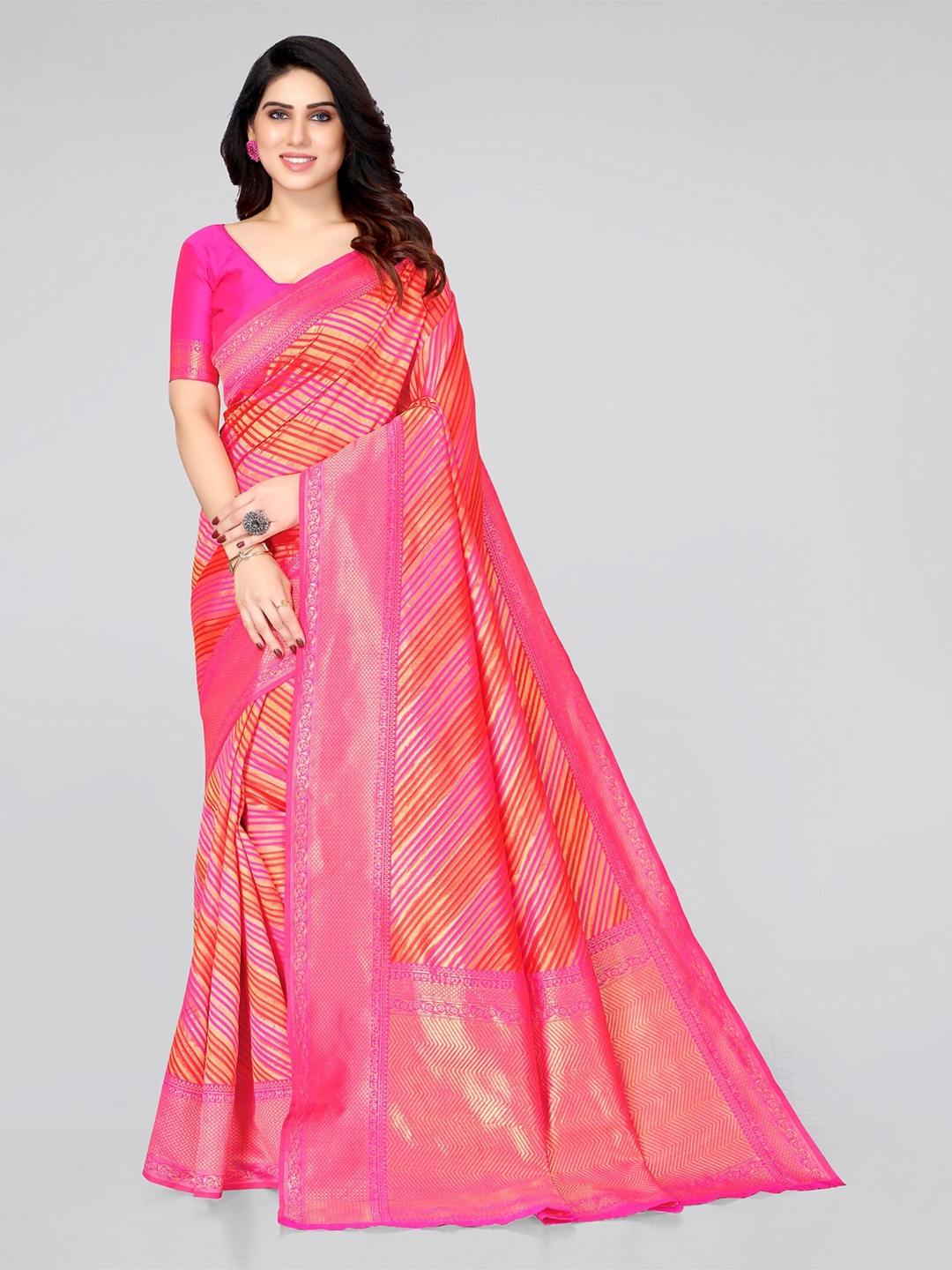 

MIRCHI FASHION Pink & Orange Gold-Toned Woven Design Zari Silk Blend Banarasi Saree