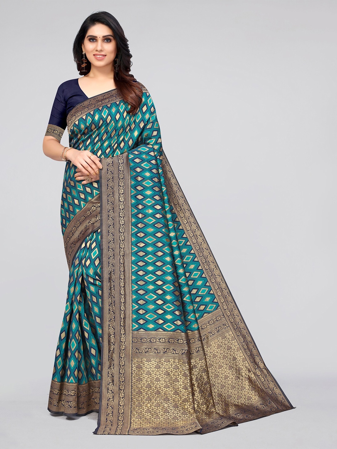 

MIRCHI FASHION Green & Gold-Toned Floral Zari Silk Blend Banarasi Saree
