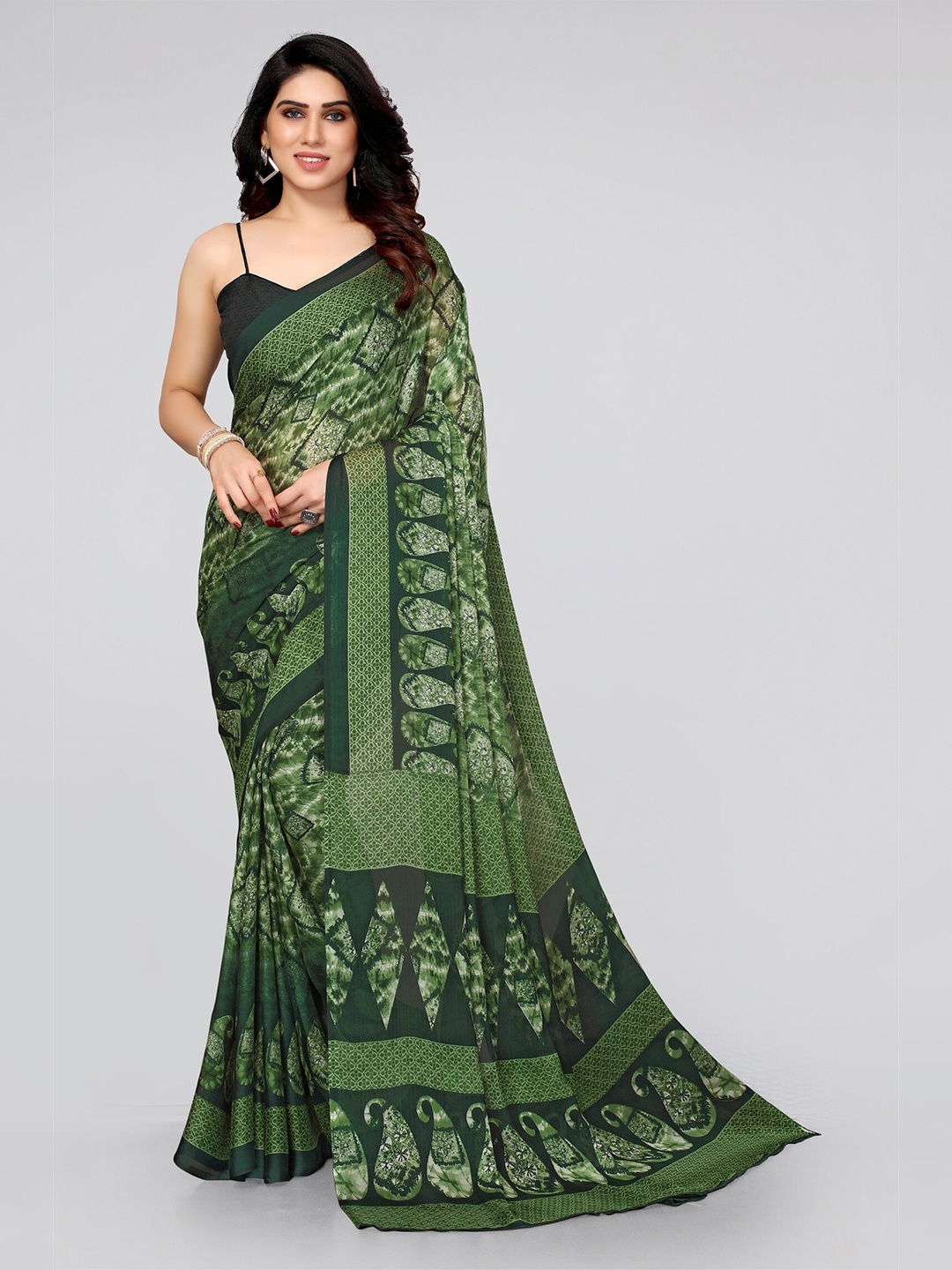 

MIRCHI FASHION Green Poly Chiffon Saree