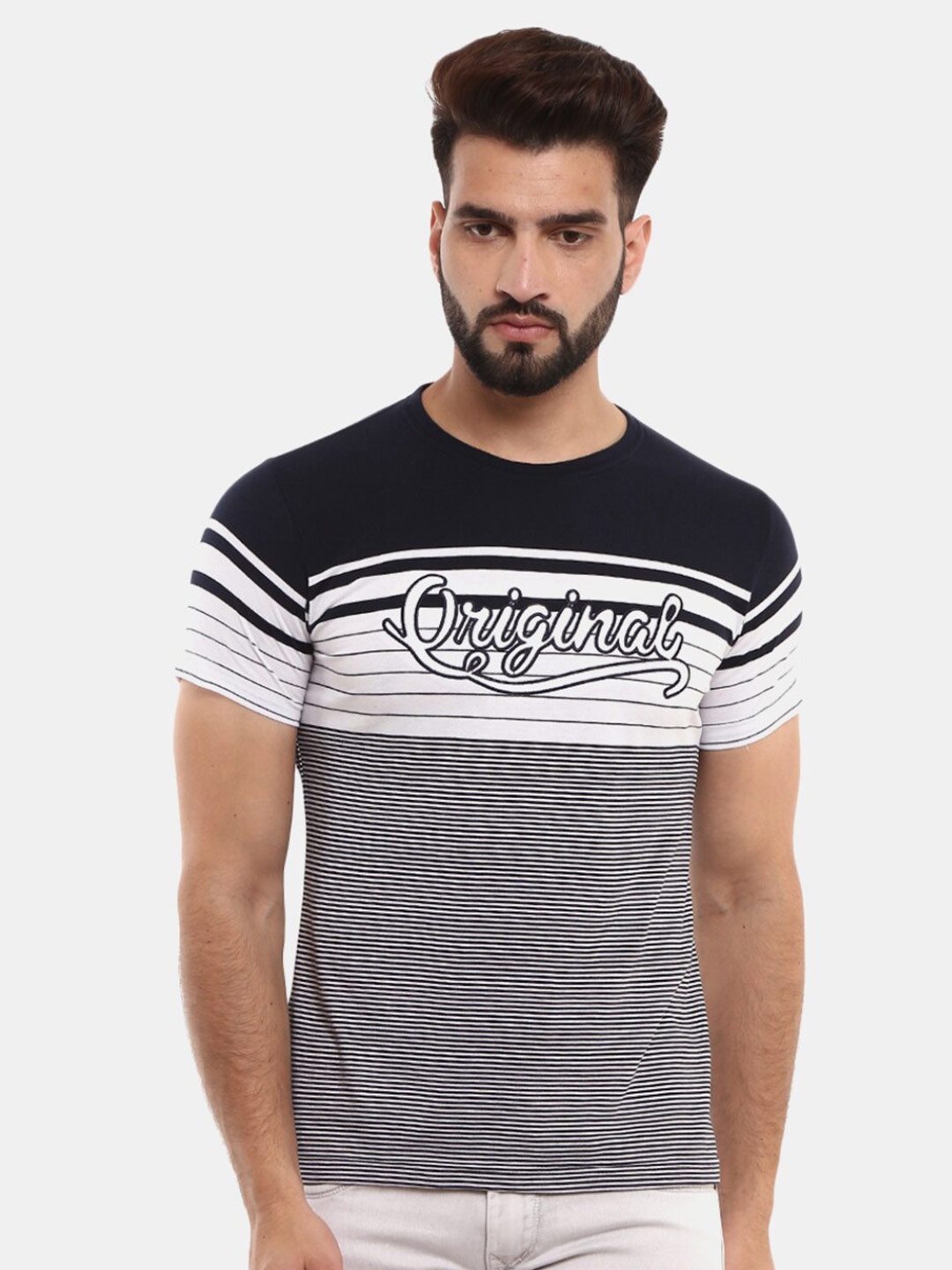 

V-Mart Men Navy Blue & White Typography Striped Slim Fit T-shirt