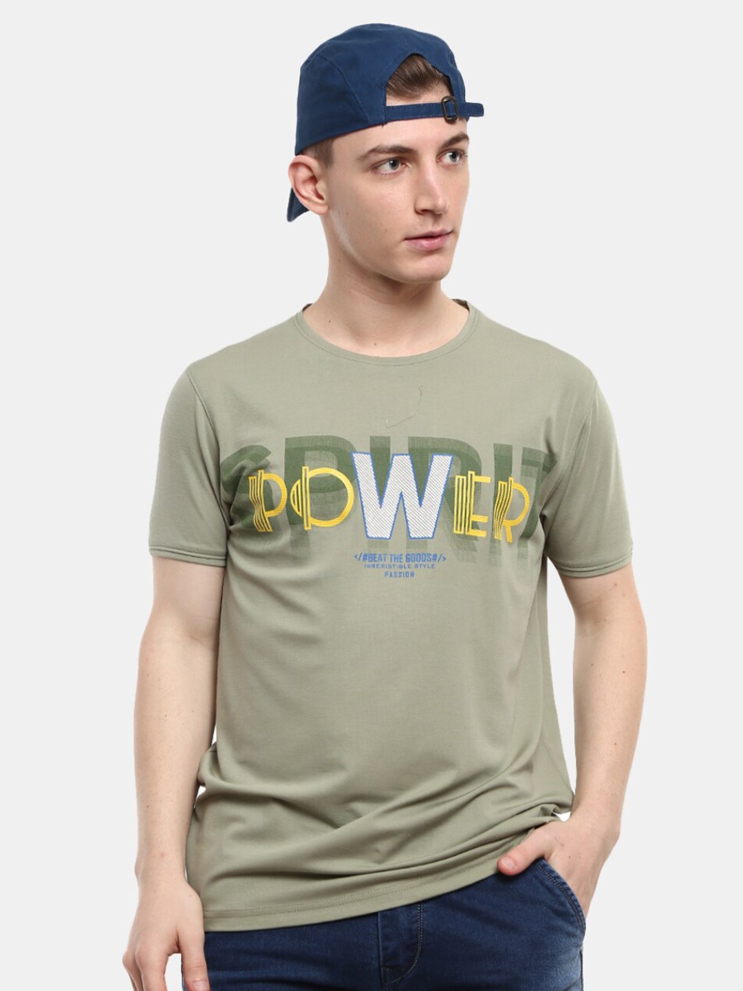 

V-Mart Men Green & Yellow Typography Printed Slim Fit T-shirt