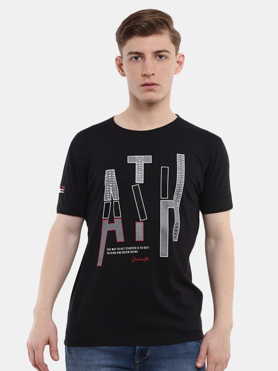 

V-Mart Men Black & Grey Typography Printed Slim Fit T-shirt