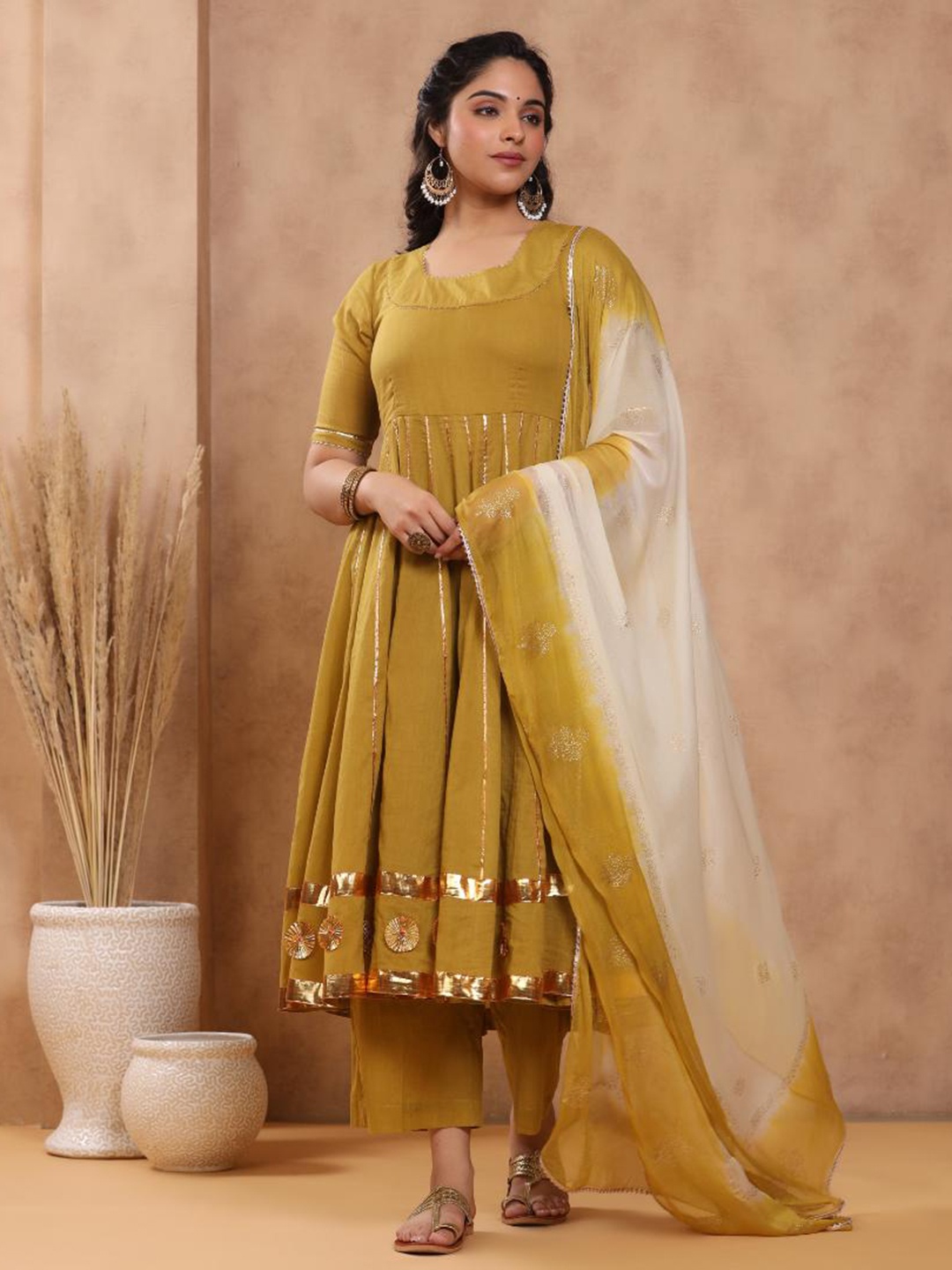 

Baisacrafts Womens Gold-Toned Gotapatti Cotton Anarkali Suit Set with Dupatta