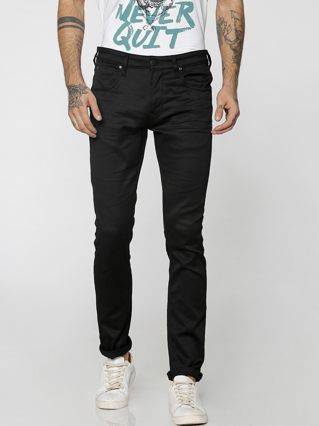 

Jack & Jones Men Black Low-Rise Slash Knee Jeans