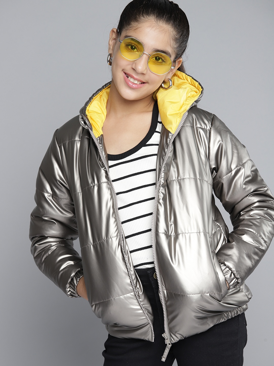 

YK Girls Grey Solid Padded Hooded Jacket