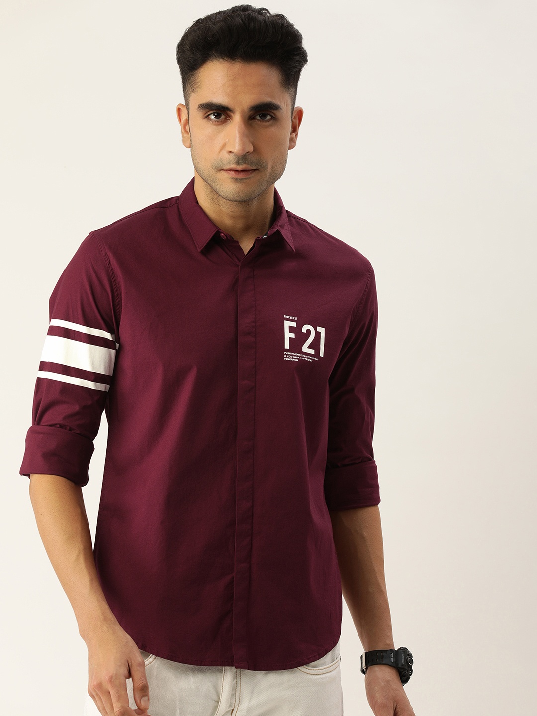 

FOREVER 21 Men Maroon Typography Printed Regular Fit Casual Shirt