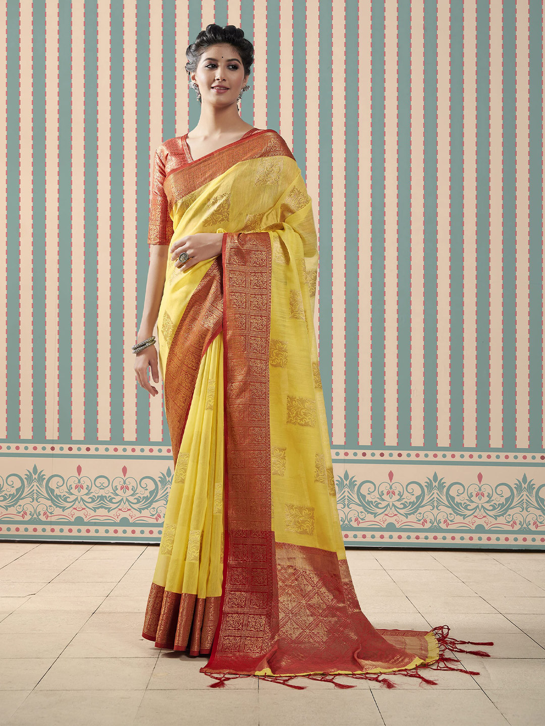 

elora Yellow & Red Woven Design Zari Silk Blend Banarasi Saree