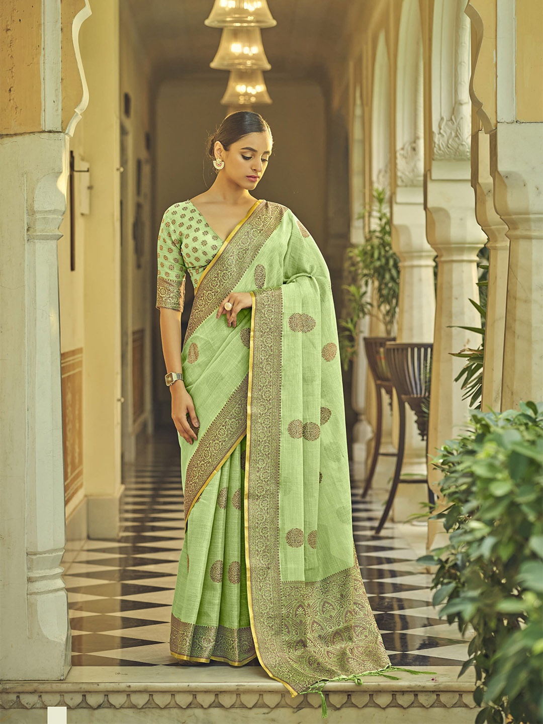 

elora Green Ethnic Motifs Linen Blend Banarasi Saree
