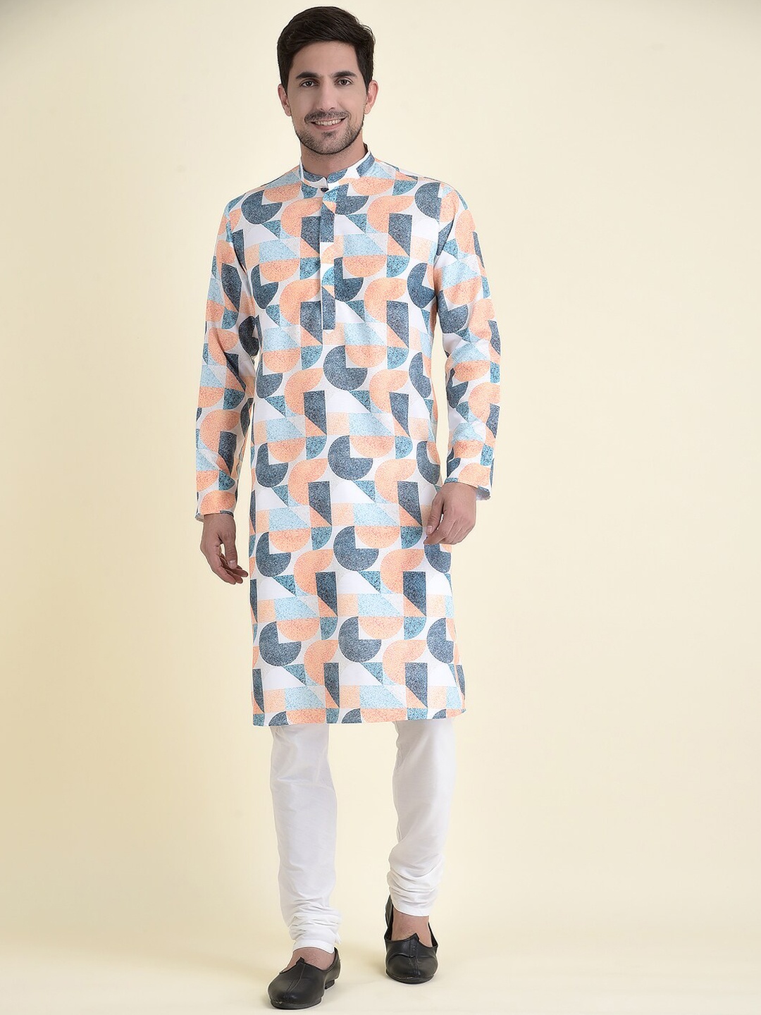 

TABARD Men Orange Cotton Printed Kurta With Churidar