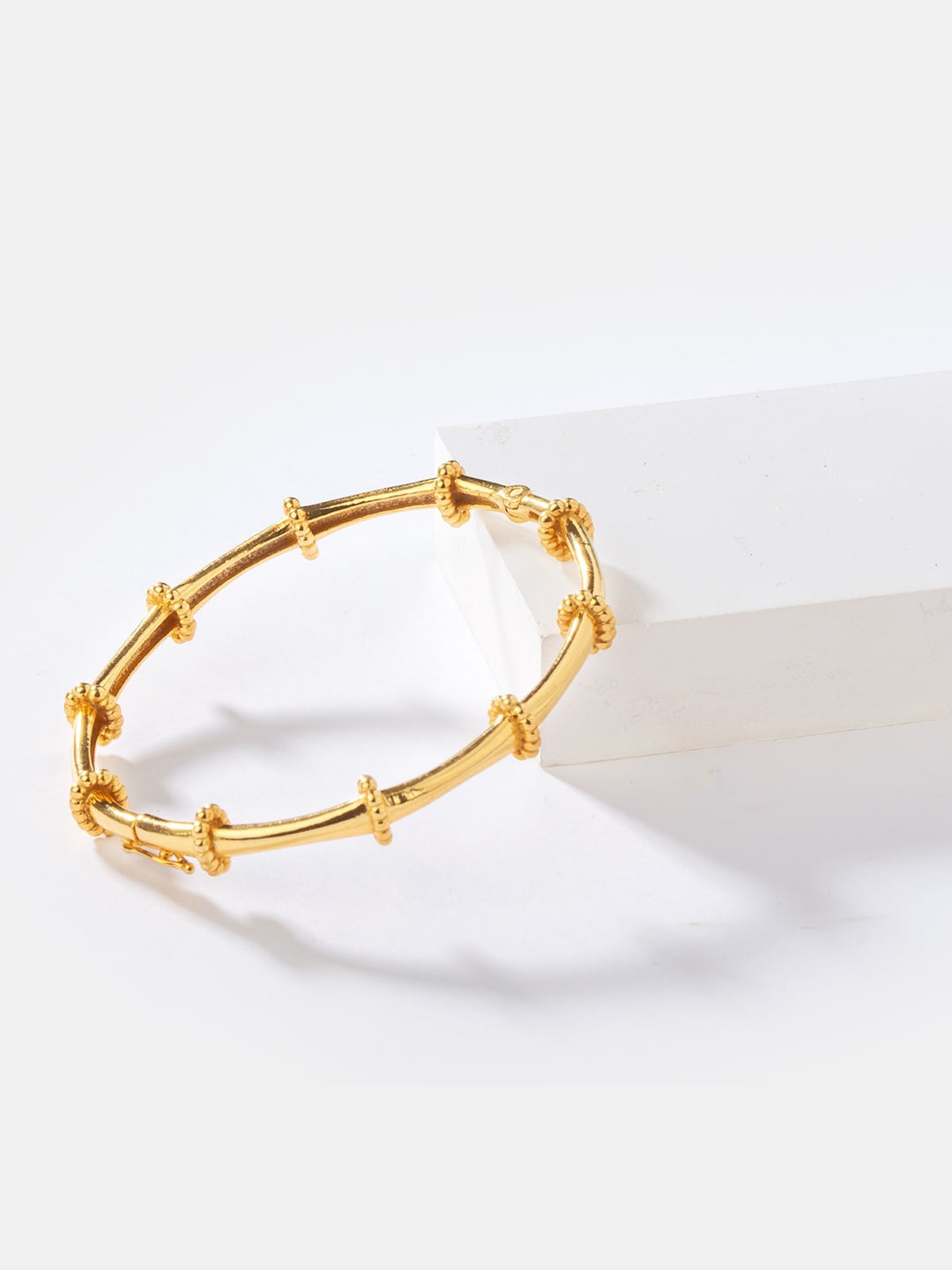

SHAYA Women Gold Bracelet