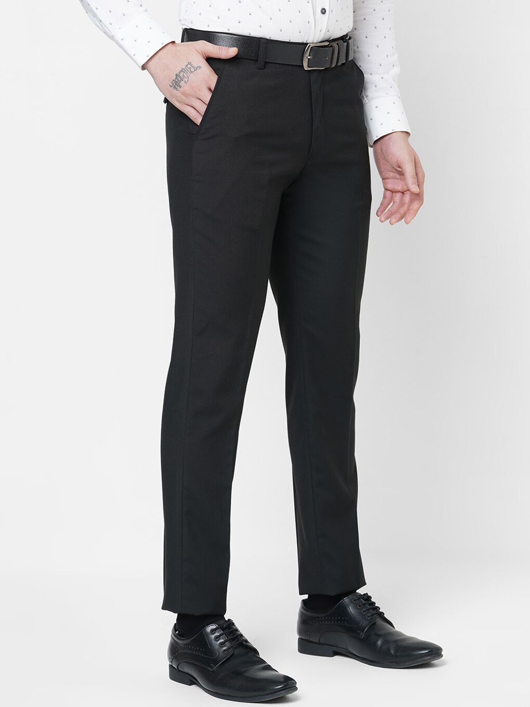

Solemio Men Black Tailored Easy Wash Chinos Trousers