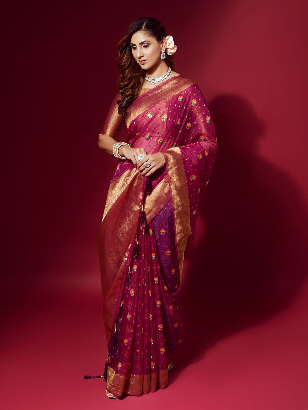 

elora Purple & Gold-Toned Woven Design Zari Organza Bhagalpuri Saree
