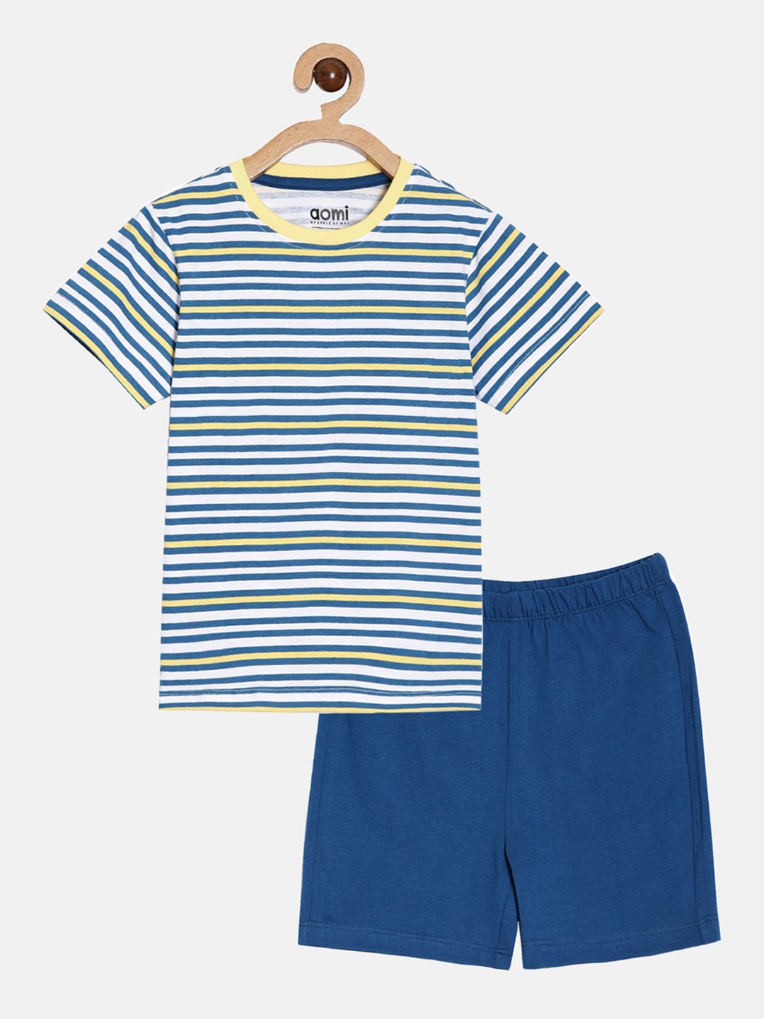 

Aomi Boys Blue & White Printed T-shirt with Shorts