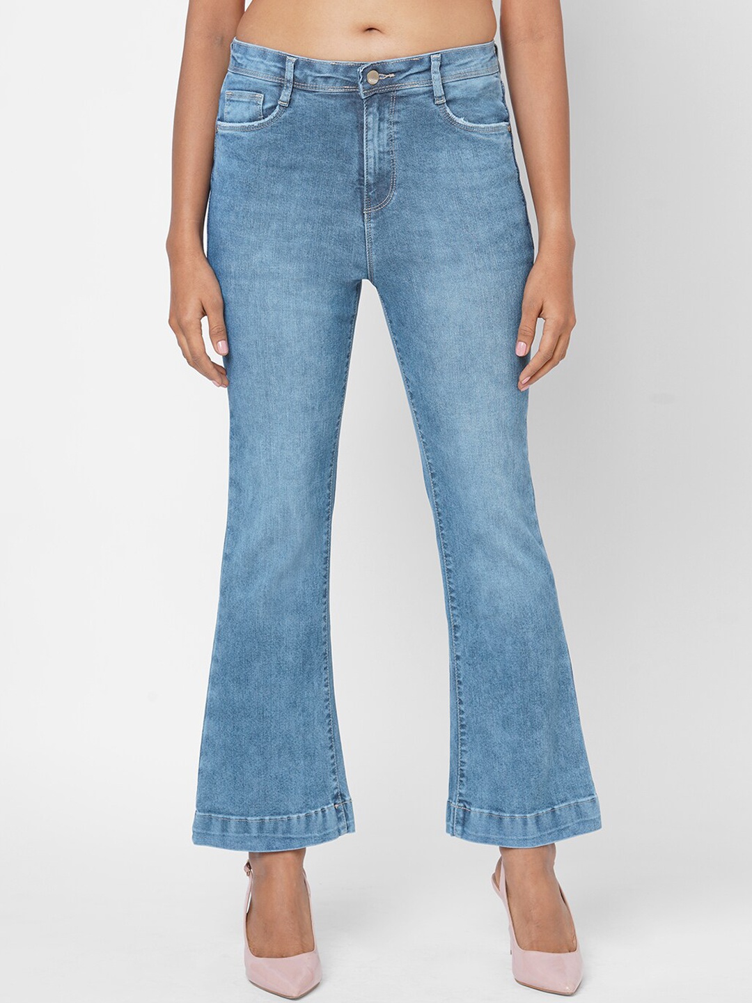 

Kraus Jeans Women Blue Flared Light Fade Stretchable Jeans