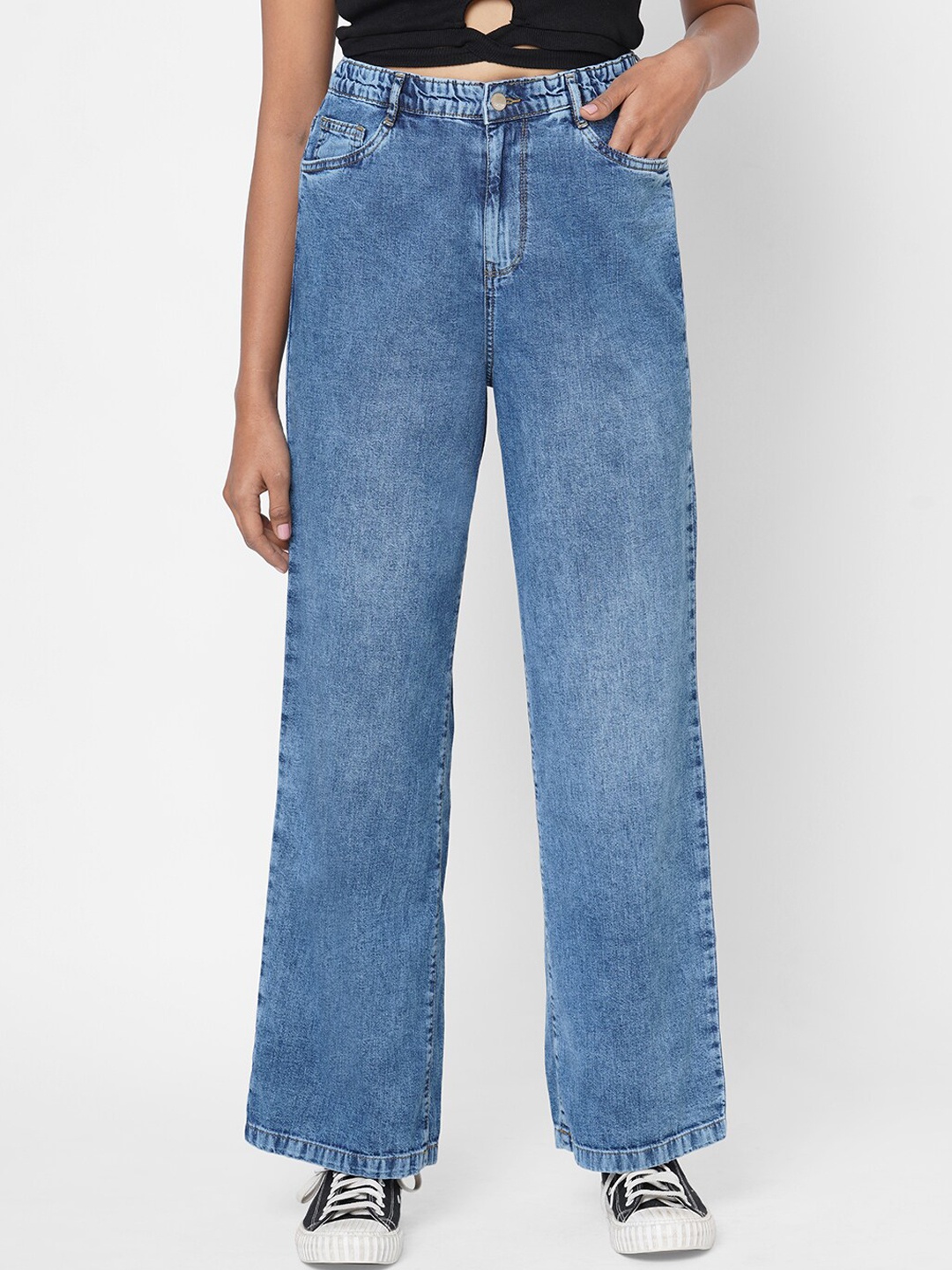 

Kraus Jeans Women Blue Straight Fit High-Rise Light Fade Jeans