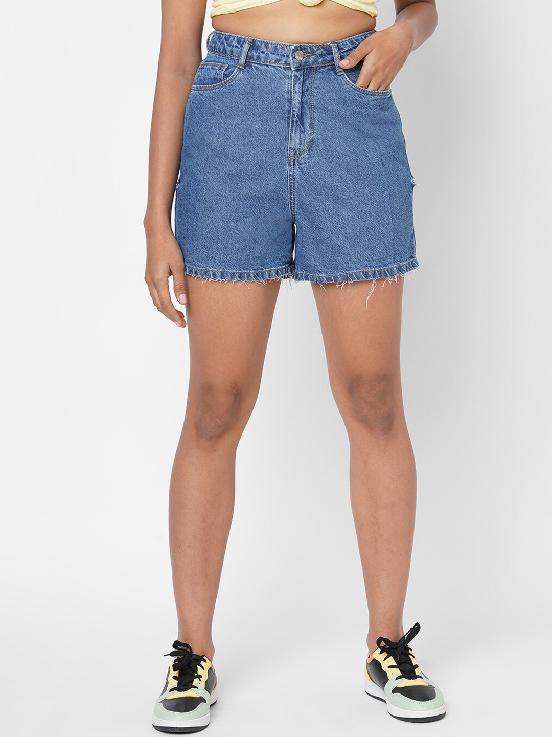 

Kraus Jeans Women Blue Slim Fit High-Rise Denim Shorts