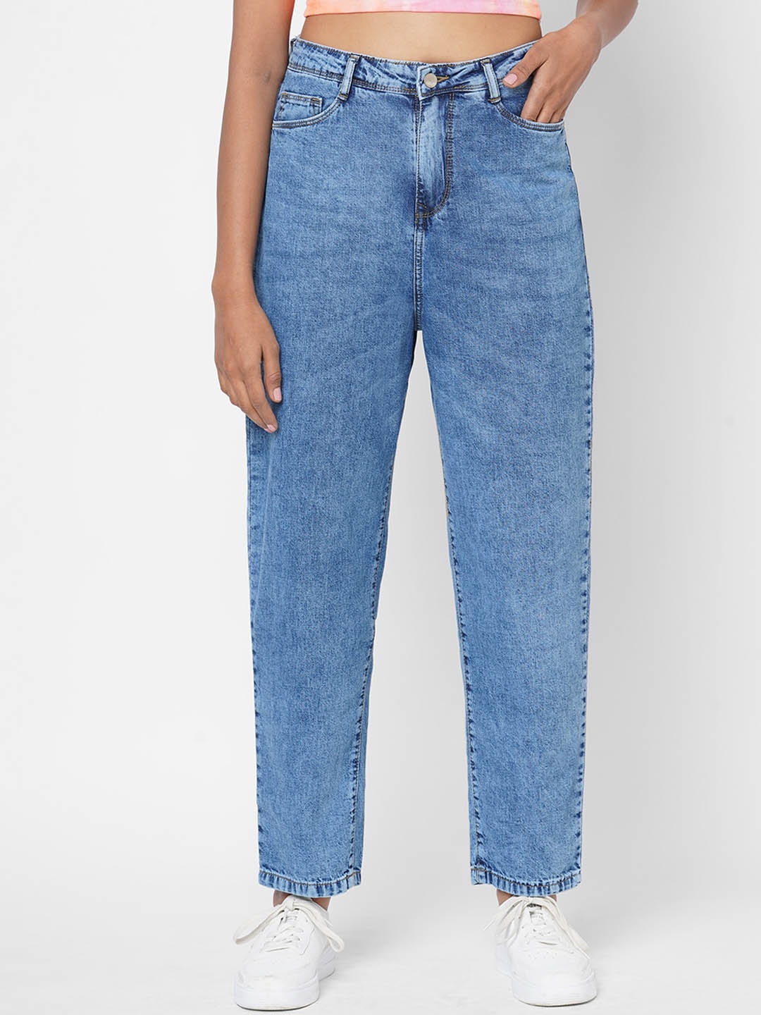 

Kraus Jeans Women Blue Relaxed Fit High-Rise Heavy Fade Jeans