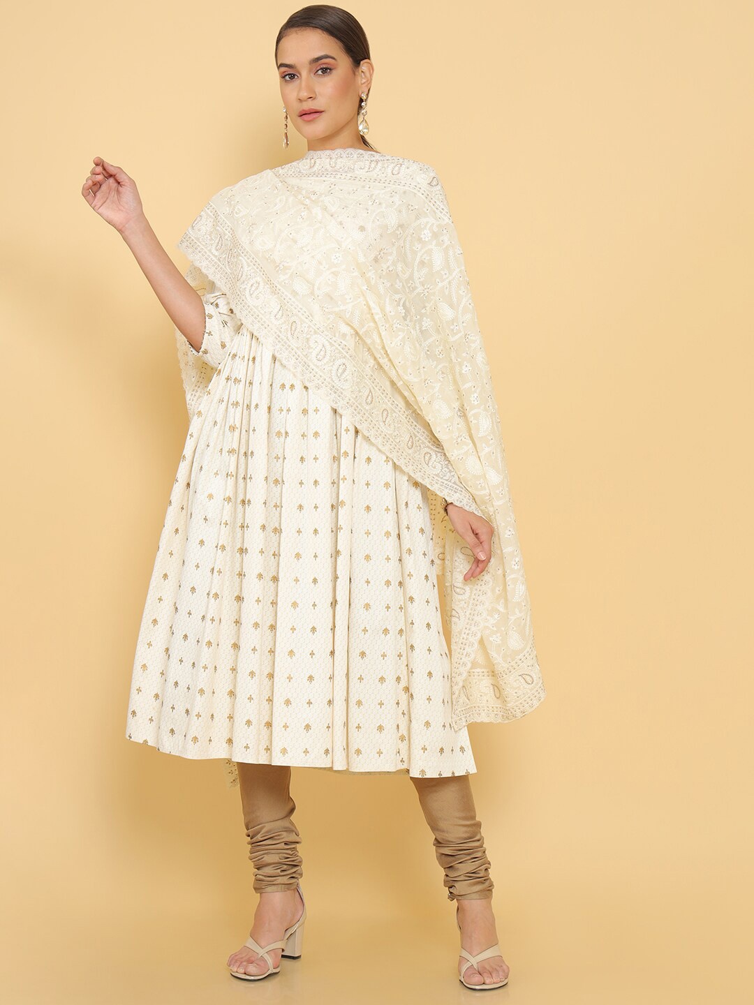 

Soch Off White & Beige Paisley Embroidered Dupatta with Thread Work