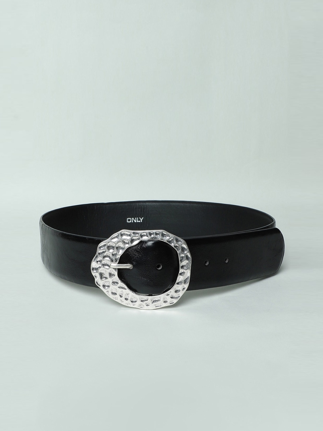 

ONLY Women Black and Silver Toned Belt