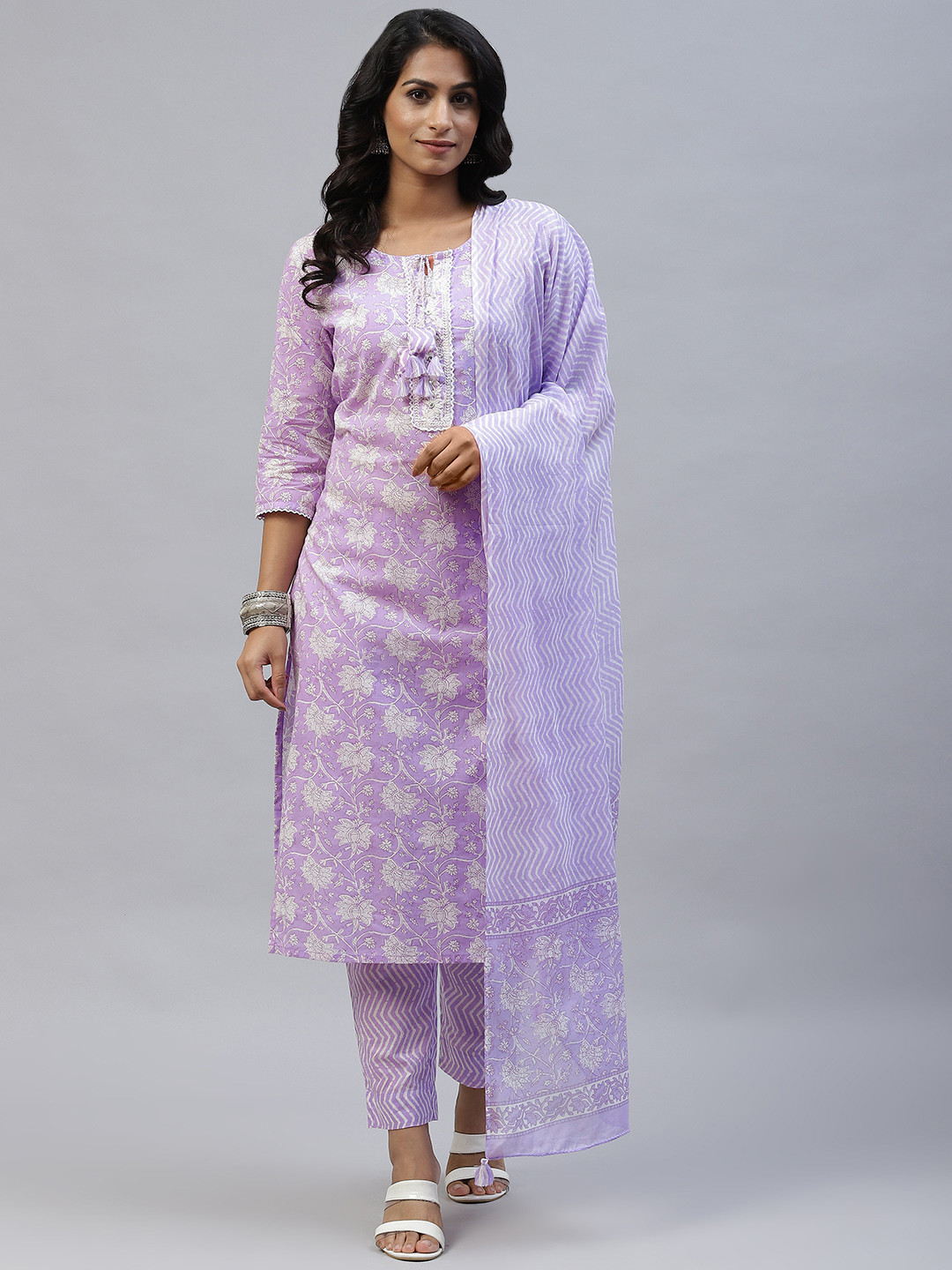 

Readiprint Fashions Women Purple Ethnic Motifs Printed Cotton Kurta with Trousers & Dupatta