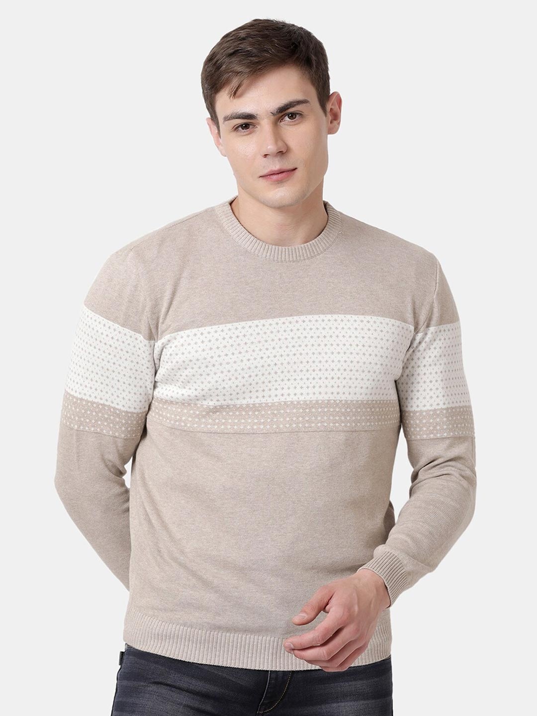 

t-base Men Cream-Coloured & White Colourblocked Pullover