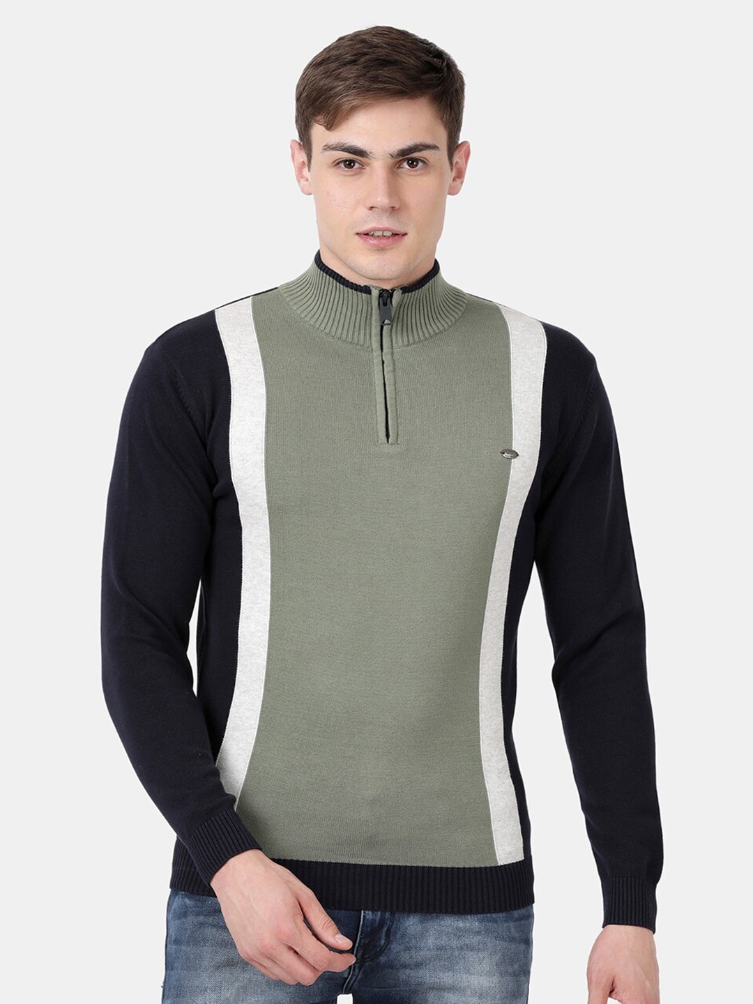 

t-base Men Olive Green & White Colourblocked Pullover