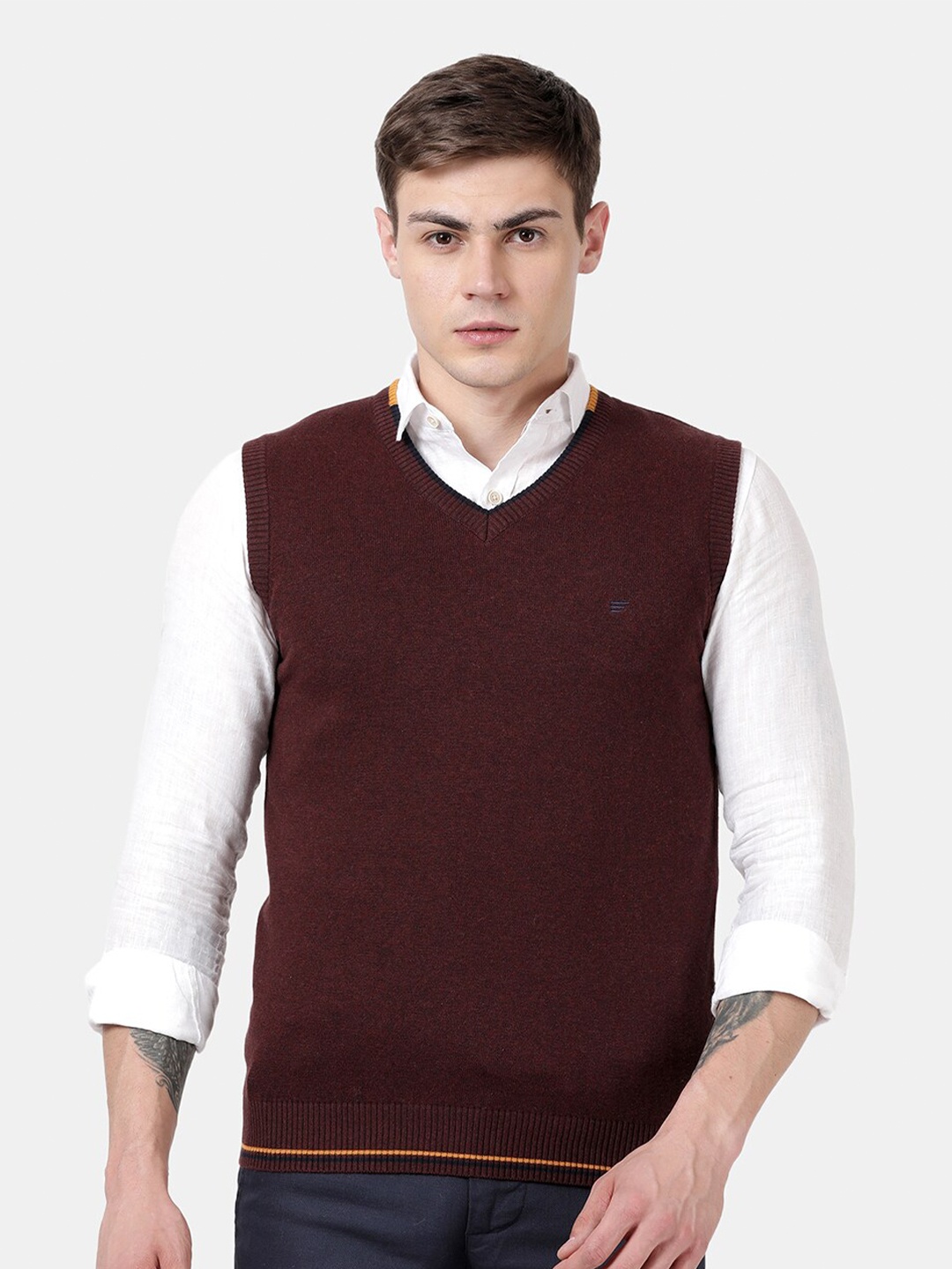 

t-base Men Maroon Pullover