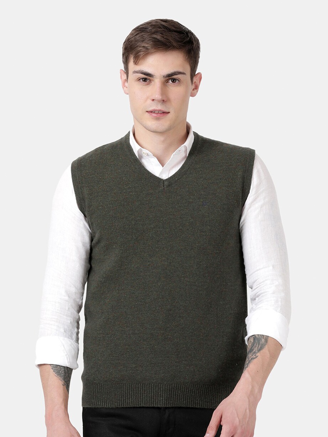 

t-base Men Green Sweater Vest