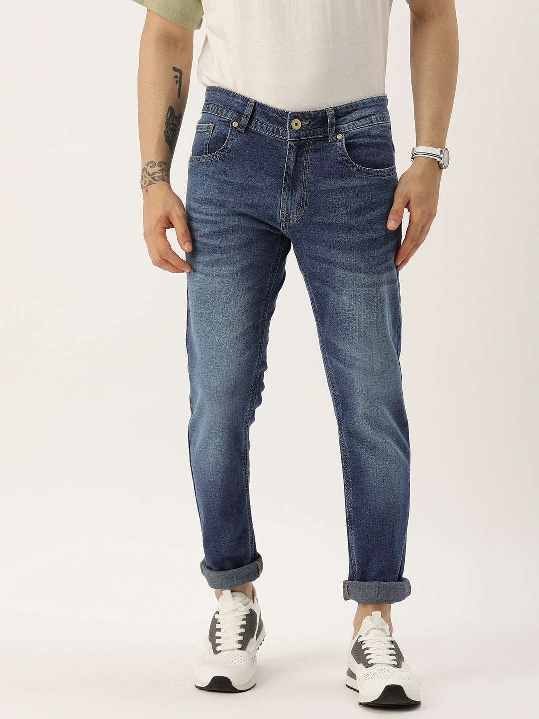 

Peter England Casuals Men Slim Fit Heavy Fade Stretchable Jeans, Blue