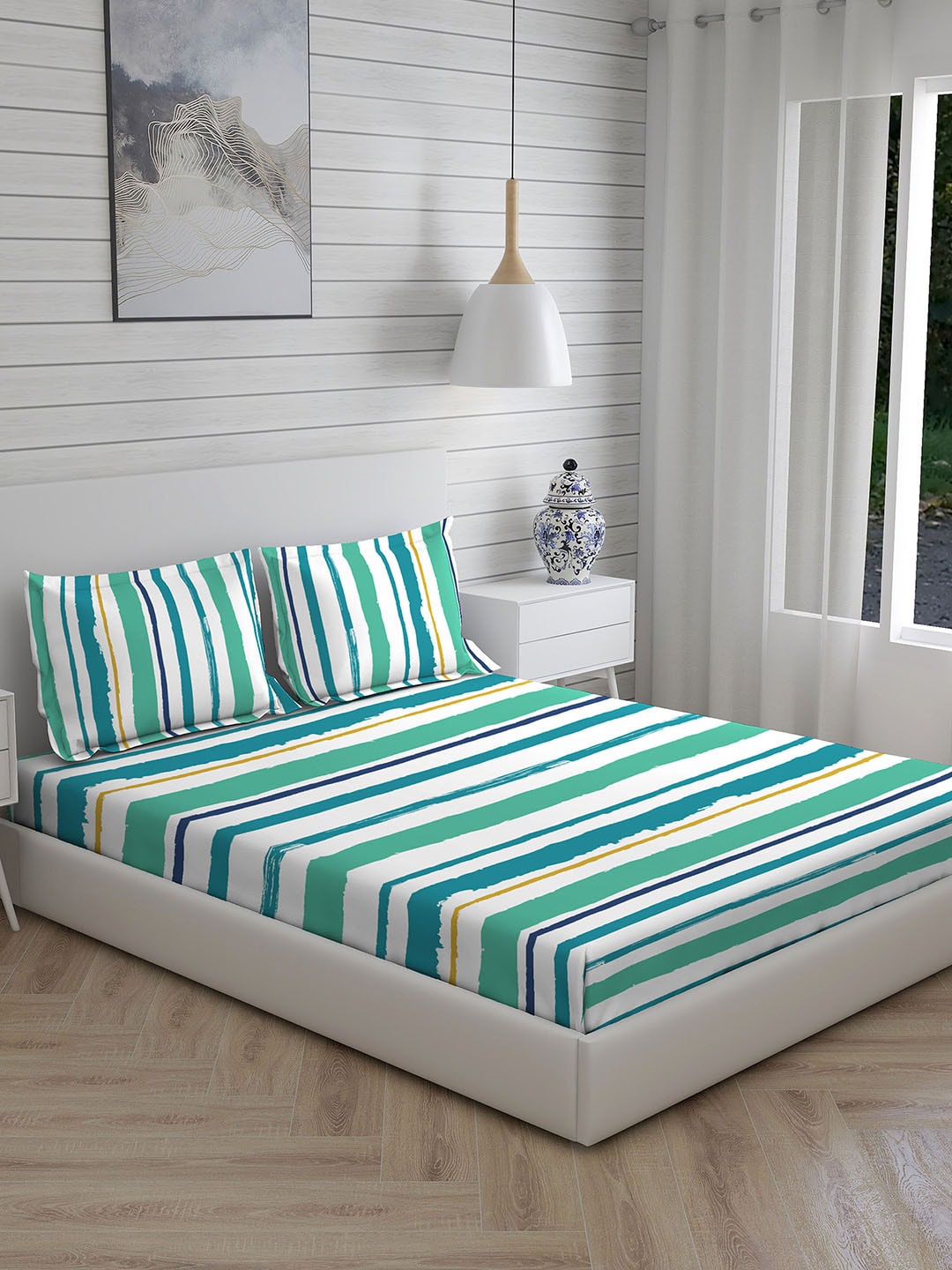 

Layers Unisex Green Bedsheets