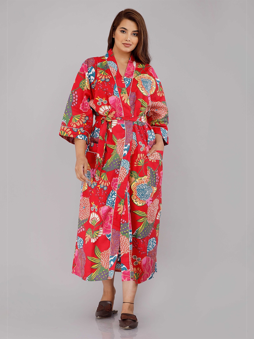 

SHOOLIN Red Printed Maxi Nightdress