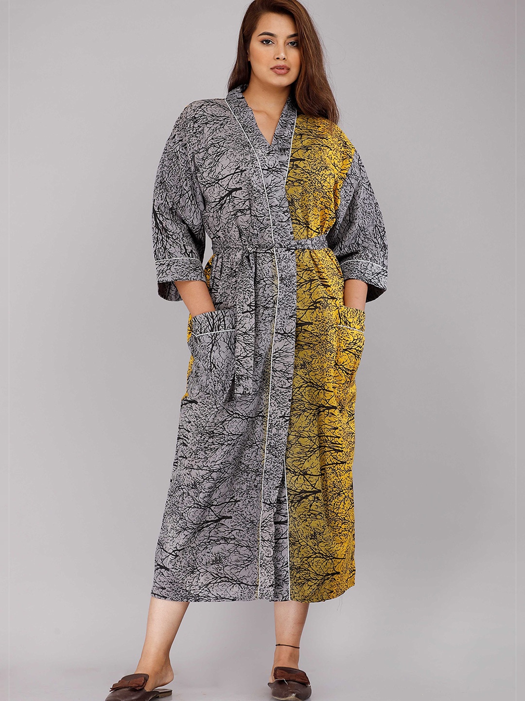 

SHOOLIN Grey Printed Maxi Nightdress