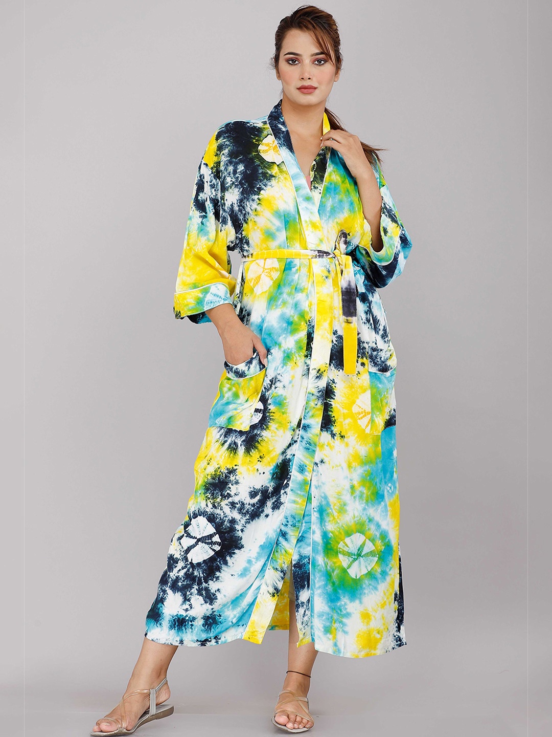 

SHOOLIN Blue Printed Maxi Nightdress