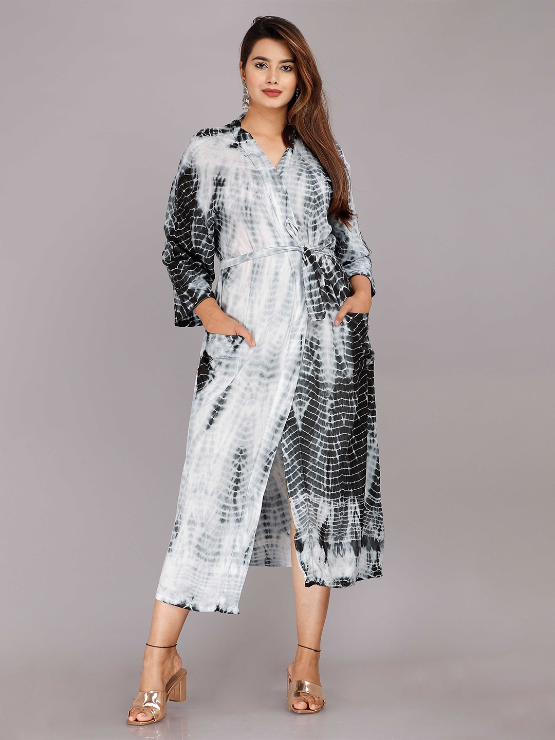 

SHOOLIN Grey Printed Maxi Nightdress