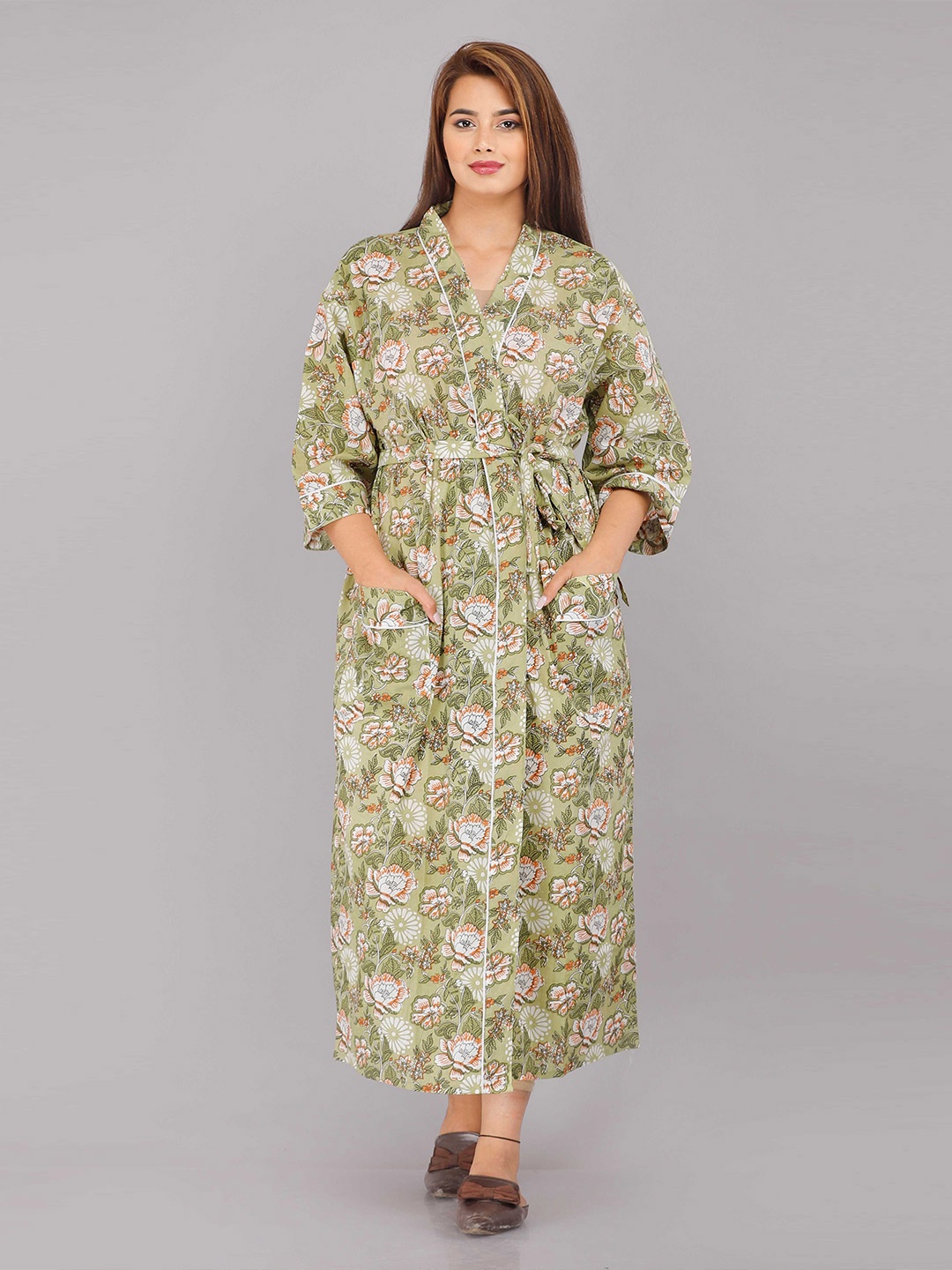 

SHOOLIN Green Printed Maxi Nightdress