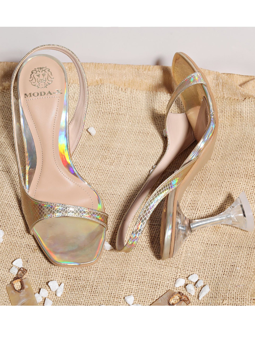 

MODA-X Gold-Toned Block Mules with Bows