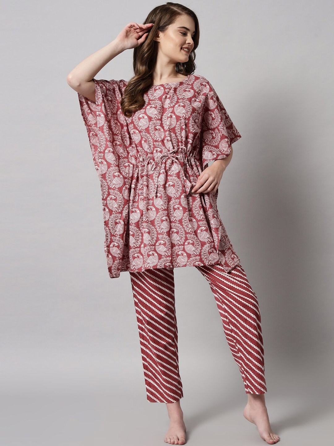 

SEPHANI Women Mauve & White Printed Kaftan Night suit