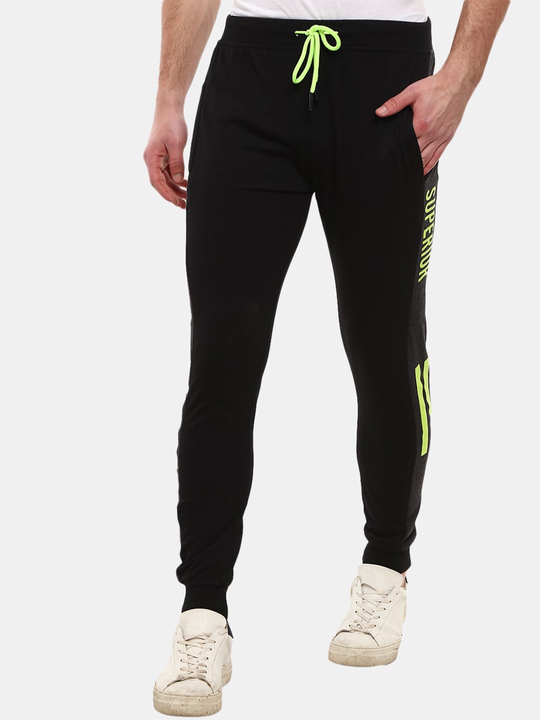 

V-Mart Men Black Solid Cotton Joggers